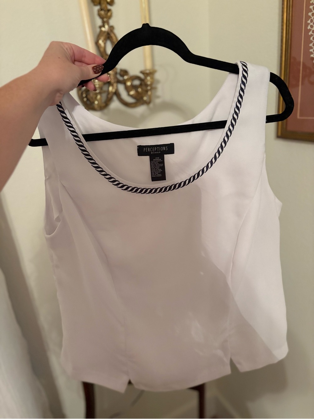 Perceptions White Sleeveless Scoop Neck Top with Navy Trim